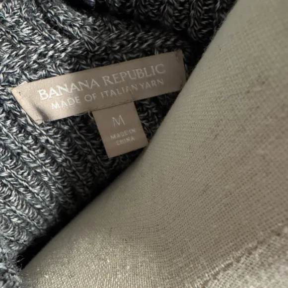 Banana Republic Oversized Italian Wool Turtleneck Sweater