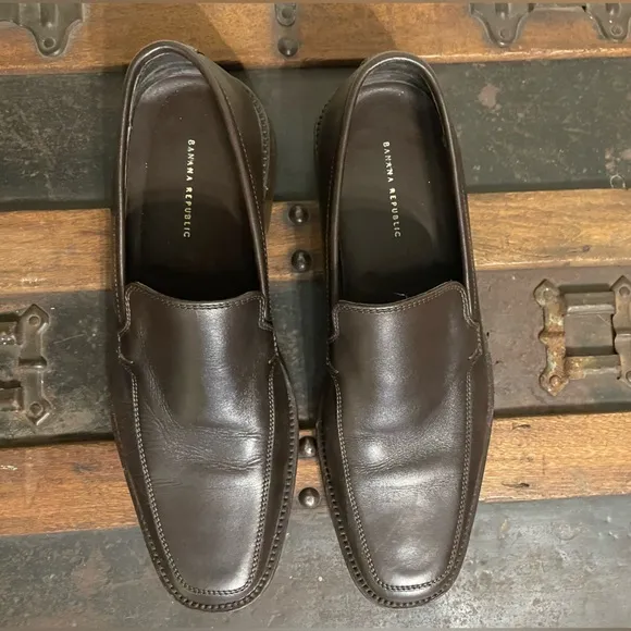 Banana Republic Vero Cuoio genuine leather loafer made in Italy shoes size 9 D