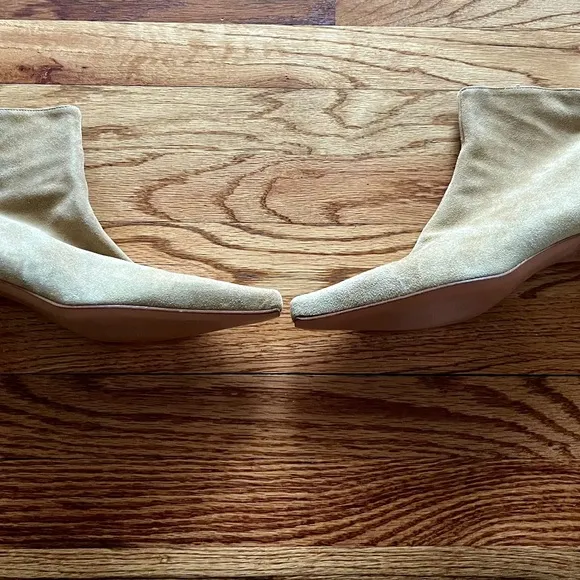 Barney’s New York - Co—Op. Tan Suede Women's Boots US size 8