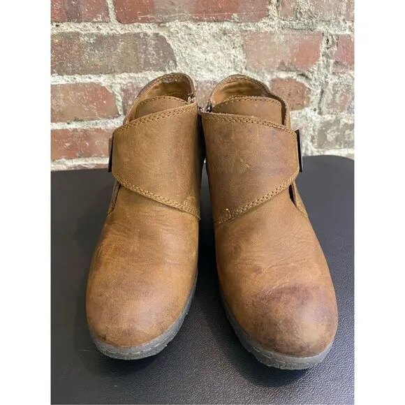 BØC Born Concept Brown Leather Bootie Women’s Size 8/39