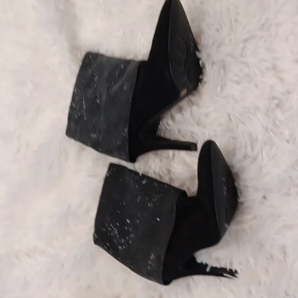 BCBG EARLA BLACK LEATHER SPARKLE LEATHER FOLD DOWN BOOTS SIZE 6.5