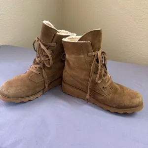 BearPaw boots women 10 wool blend lining lace up ankle wedge suede brown