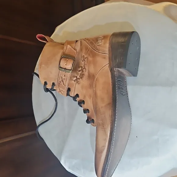 Bed Stu Era Boots Size 7 Excelent Pre Owened Condition , Combat Style, Soft