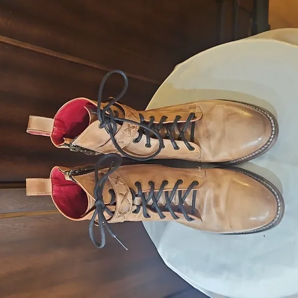Bed Stu Era Boots Size 7 Excelent Pre Owened Condition , Combat Style, Soft