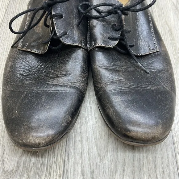 BED|STU Distressed Leather Oxford Shoes