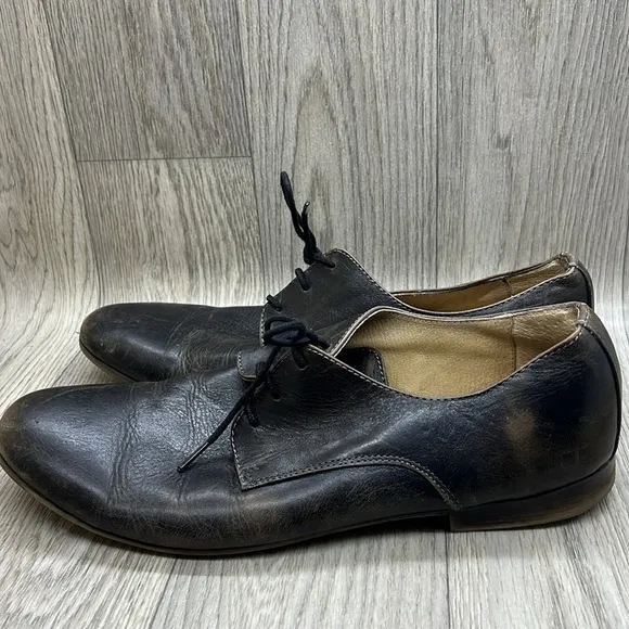 BED|STU Distressed Leather Oxford Shoes