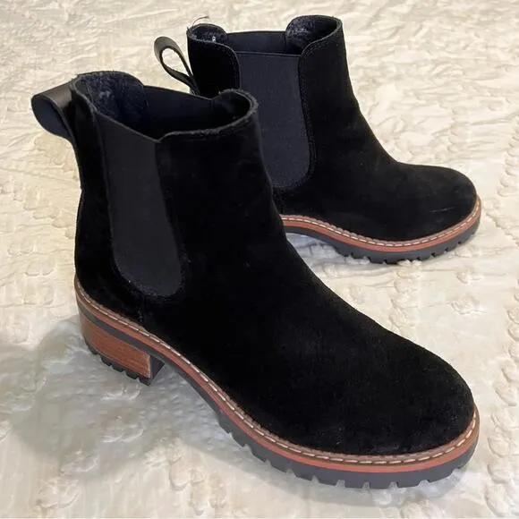 Bertuchi Black Suede Booties Size 39