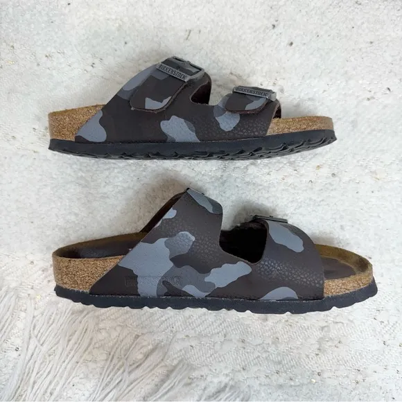 Birkenstock Arizona Sandals Gray Camo Print Leather Slip On Shoes Women’s 36