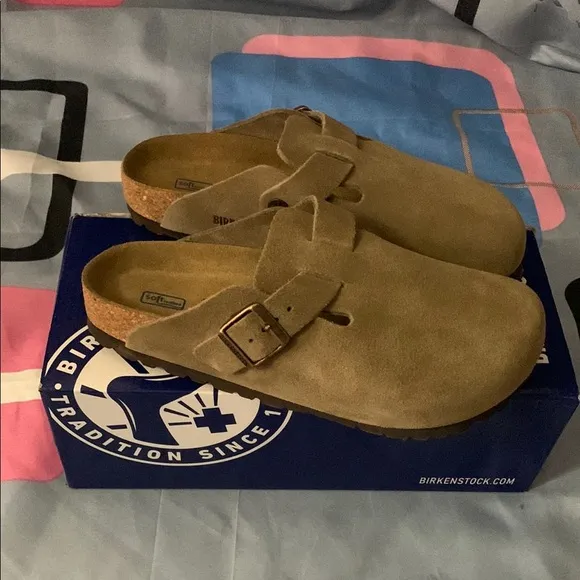 Birkenstock Boston 😘Taupe Mules😘 Comfortable Classic Design Narrow