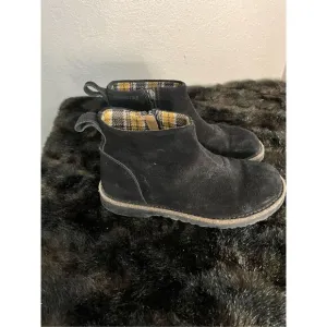 Birkenstock Women’s 37 6.5 Narrow Melrose Black Suede Ankle Boots new