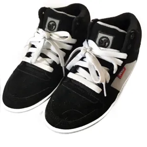 Black &amp; Gray Skate Sneakers Size Youth 6