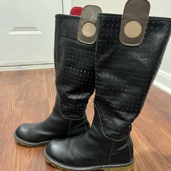 Black Leather Boots Size 36
