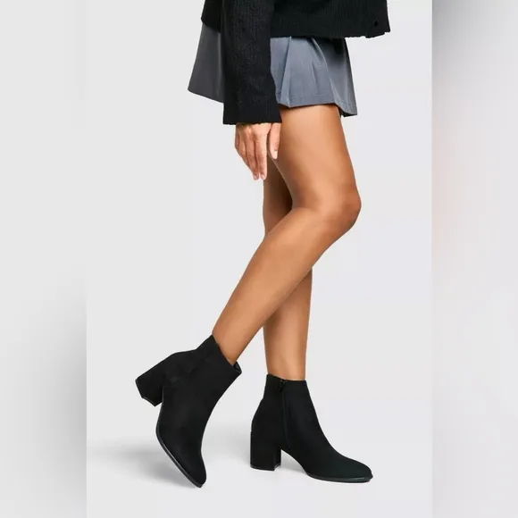 Black Suede Faux Alligator Heel Boots Booties 7.5