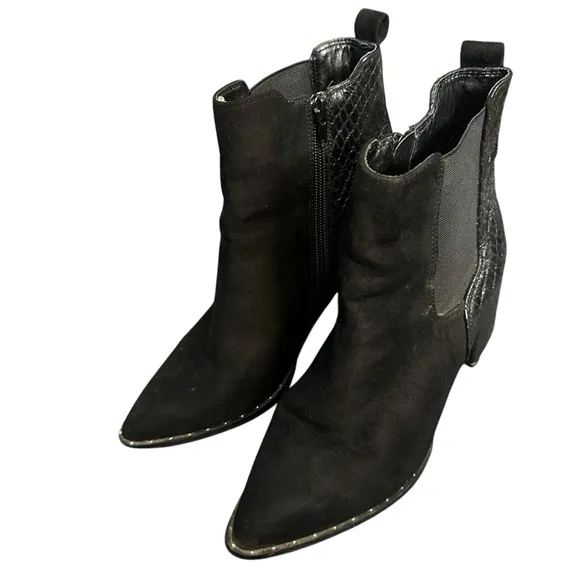 Black Suede Faux Alligator Heel Boots Booties 7.5