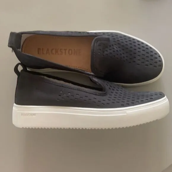 Blackstone perforated RL-68 black suede sneakers