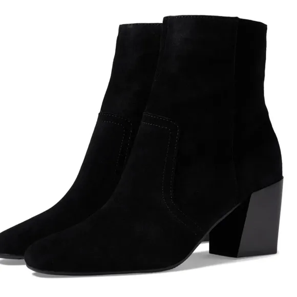 Blondo Authentic Leather Upper Waterproof Sadie Ankle Boot in Black Size 9.5