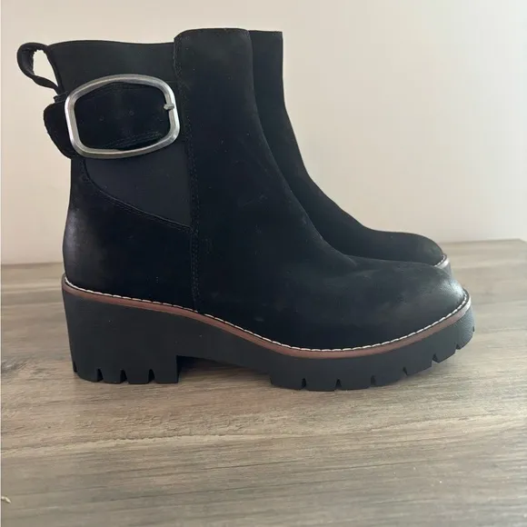 Blondo Dahlia Boot Black Leather Suede Waterproof Chelsea Booties size 8 new
