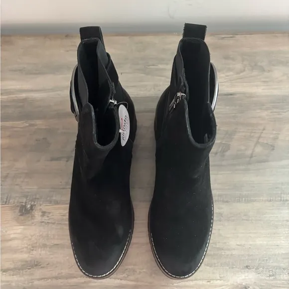 Blondo Dahlia Boot Black Leather Suede Waterproof Chelsea Booties size 8 new