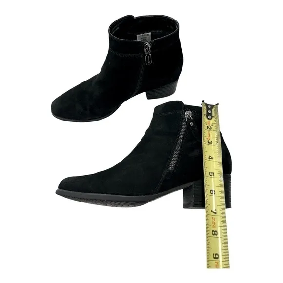 Blondo Isaac Waterproof Black Bootie Suede woman’s size 9.5 M