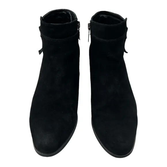 Blondo Isaac Waterproof Black Bootie Suede woman’s size 9.5 M