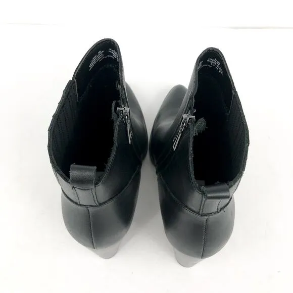 BLONDO Women's Reese Bootie Size 9M Black Leather Waterproof Ankle Boot NWB