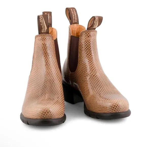 Blundstone Tan Ankle Boots