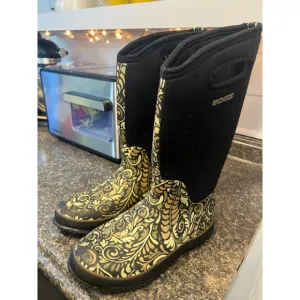 Bogs 'Classic' Ultra High Waterproof Snow Boot with Cutout Handles