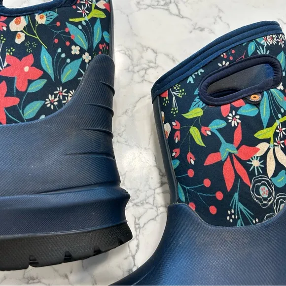 Bogs Neo-Classic Kids Winter Boots Navy Floral Waterproof -35 Size 12