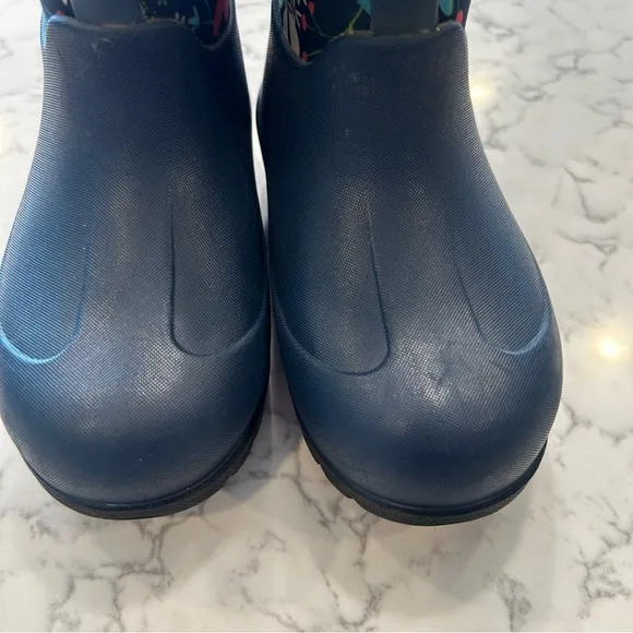 Bogs Neo-Classic Kids Winter Boots Navy Floral Waterproof -35 Size 12