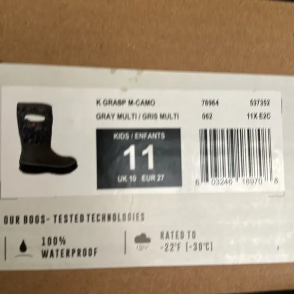 Bogs waterproof boots little boy 11