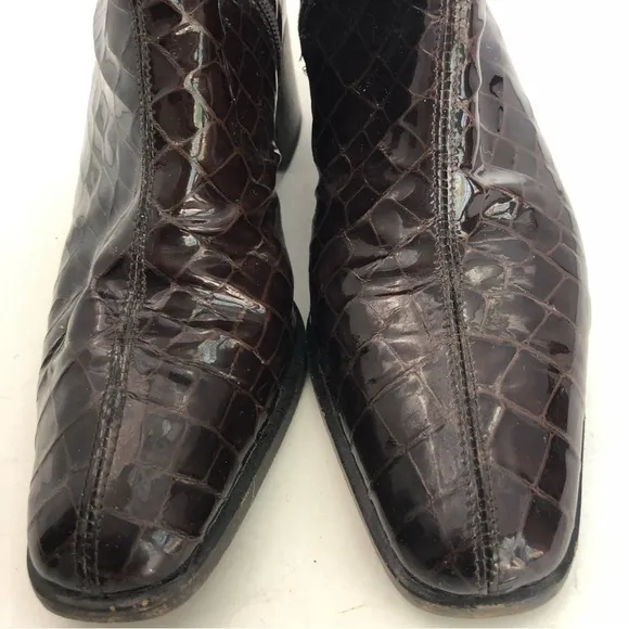 Boots Ankle, Patent Leather Burgundy size 37.5 By Armando Pollini Made in Italy