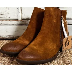 Born Brinlee Ankle Boots 6