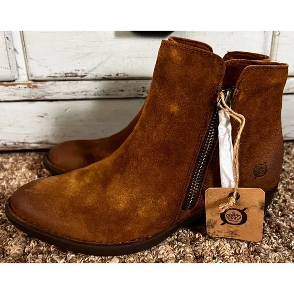 Born Brinlee Ankle Boots 6