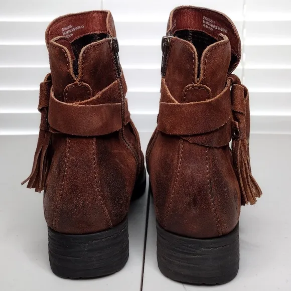 Born Eton Brown Suede Boho Distressed Zipper Tassel Cross Straps Ankle Boots Sz7