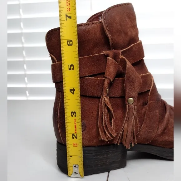 Born Eton Brown Suede Boho Distressed Zipper Tassel Cross Straps Ankle Boots Sz7