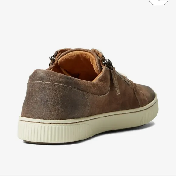 Born Paloma Sneakers