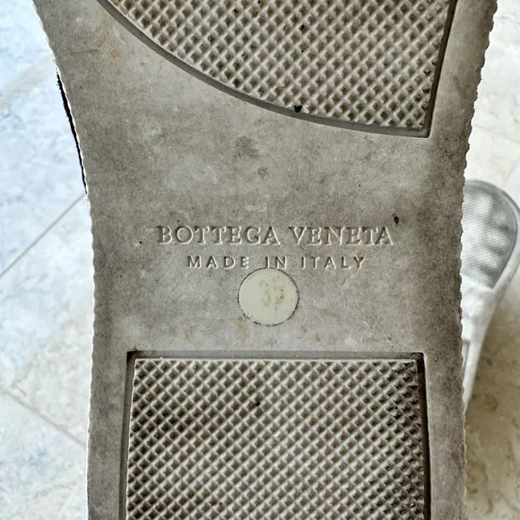 Bottega Veneta Women’s Suede Dodgers Sneakers Size 35