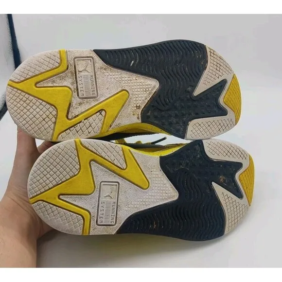 Boys 4.5 Puma Pokémon RS-X Pikachu 389561-01 Yellow Sneakers Shoes 2022 Nintendo