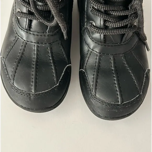 Boy’s Ugg Black Butte Rubber Suede Water resistance Snow Winter Boots size 12