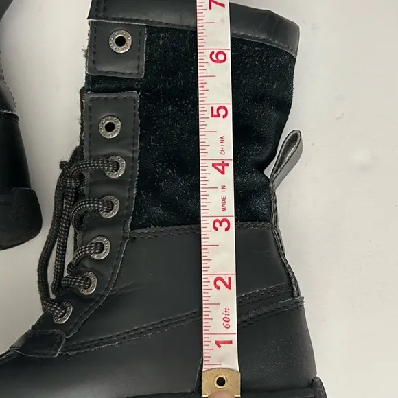 Boy’s Ugg Black Butte Rubber Suede Water resistance Snow Winter Boots size 12