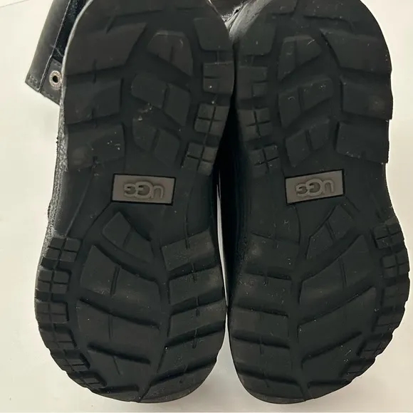 Boy’s Ugg Black Butte Rubber Suede Water resistance Snow Winter Boots size 12