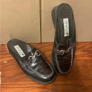 BRIGHTON 7.5 LEATHER MULE SHOES Women Brown Black Heel  Mule SILVER BAR SLIP ON