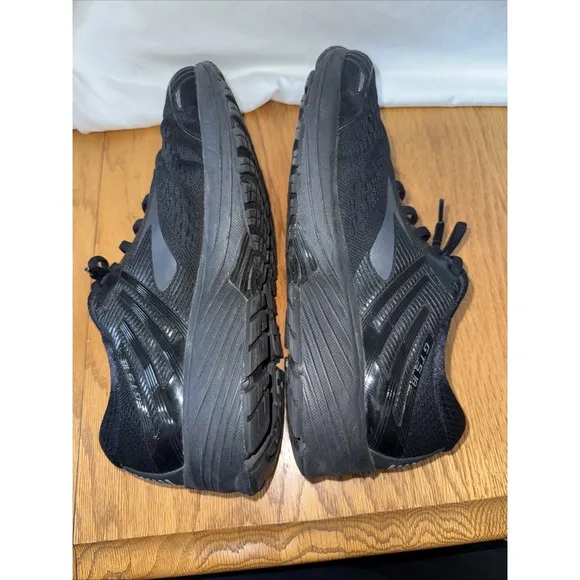 Brooks Adrenaline GTS 18 1102711D026 Black Running Shoes Mens Size 12