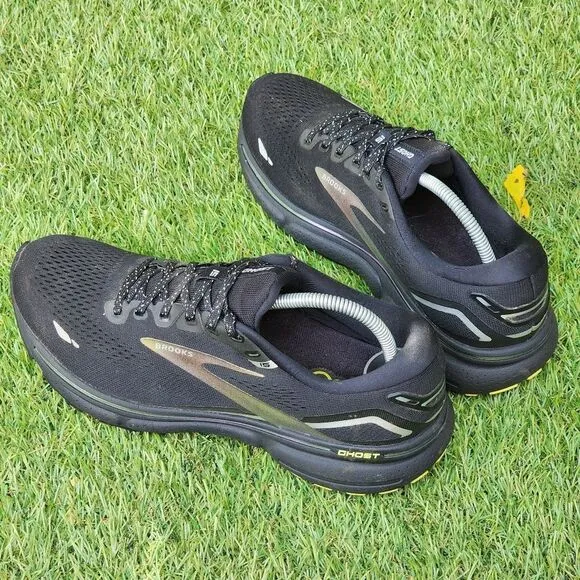 BROOKS GHOST 15 - Women's Athletic Shoes - SIZE 8.5B