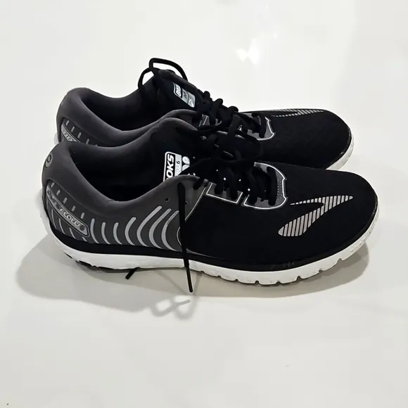 Brooks Pure Flow 6 Mens Size 12 Running Shoes Athletic Sneakers 1202371b002