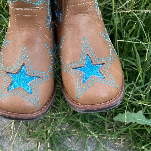 Brown Cowboy Boots with Blue Star Embroidery toddler 8 cowgirl boots