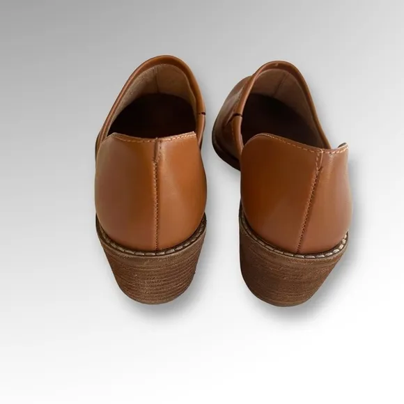 Brown leather Madewell Leather Boots.
