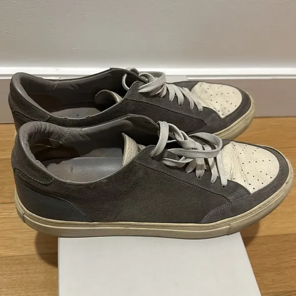 Brunello Cucinelli Sneakers box included