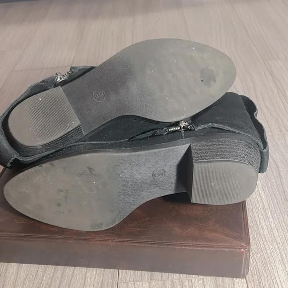 Butter-soft Genuine Suede Boots, Sz 9