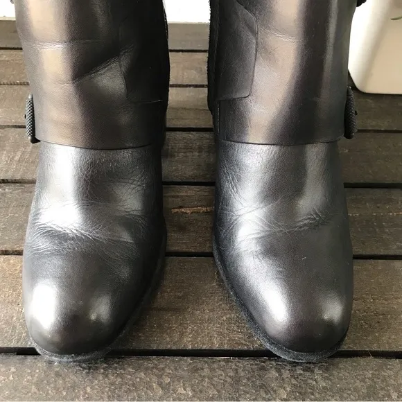 Calvin Klein Jeans Black Leather Ankle Boots Susie Cow Crust Size 7 Monk Strap